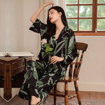 Load image into Gallery viewer, Traditional Japanese Pajamas for Women