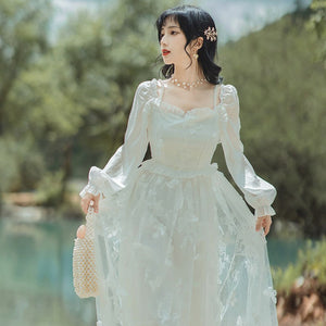 Japanese Wedding Dress 'Okiniiri'