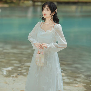 Japanese Wedding Dress 'Okiniiri'