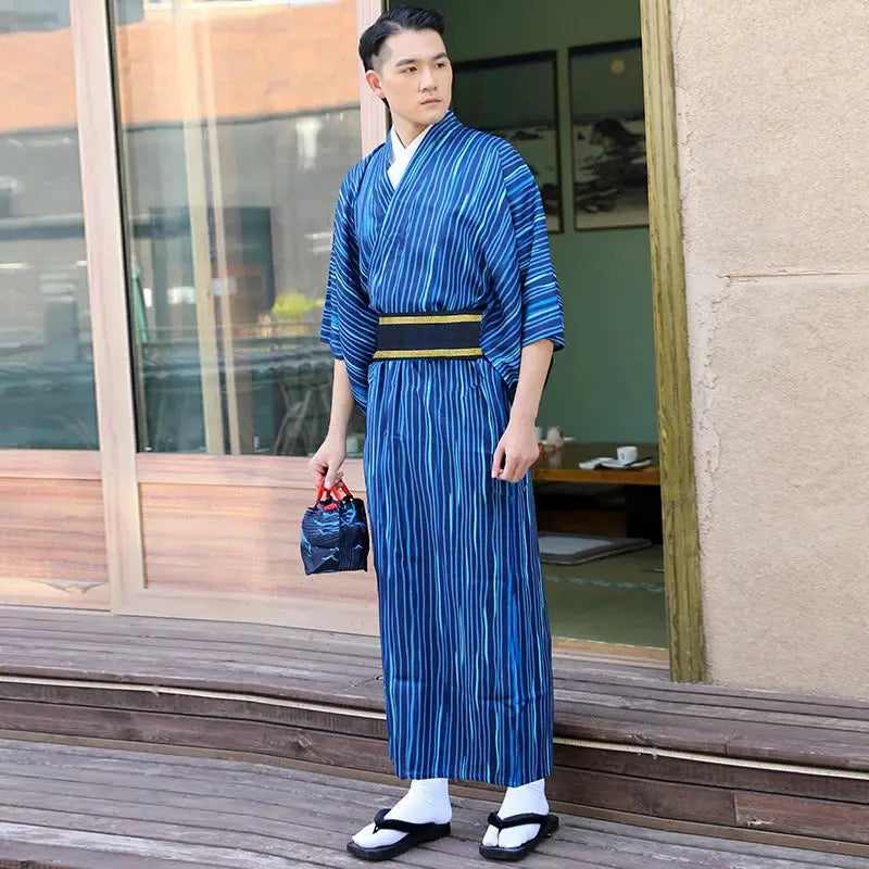 Traditional Blue Mens Kimono 'Odaigahara'