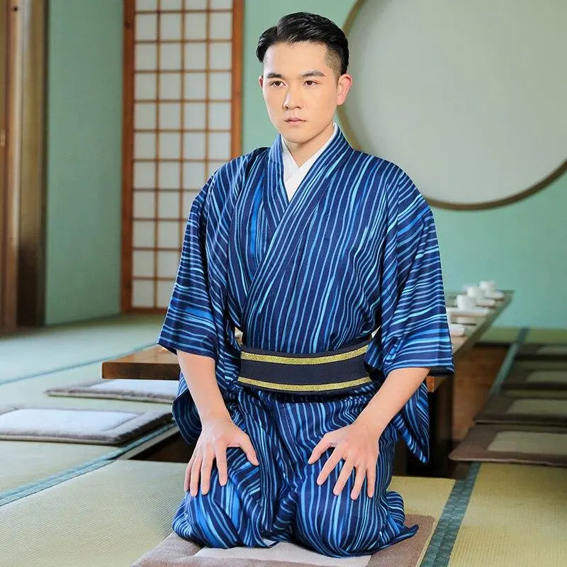 Traditional Blue Mens Kimono 'Odaigahara'
