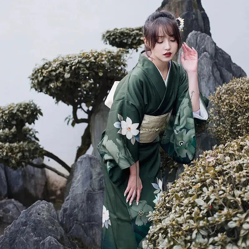 Traditional Green Kimono for Women 'Tanigawa'