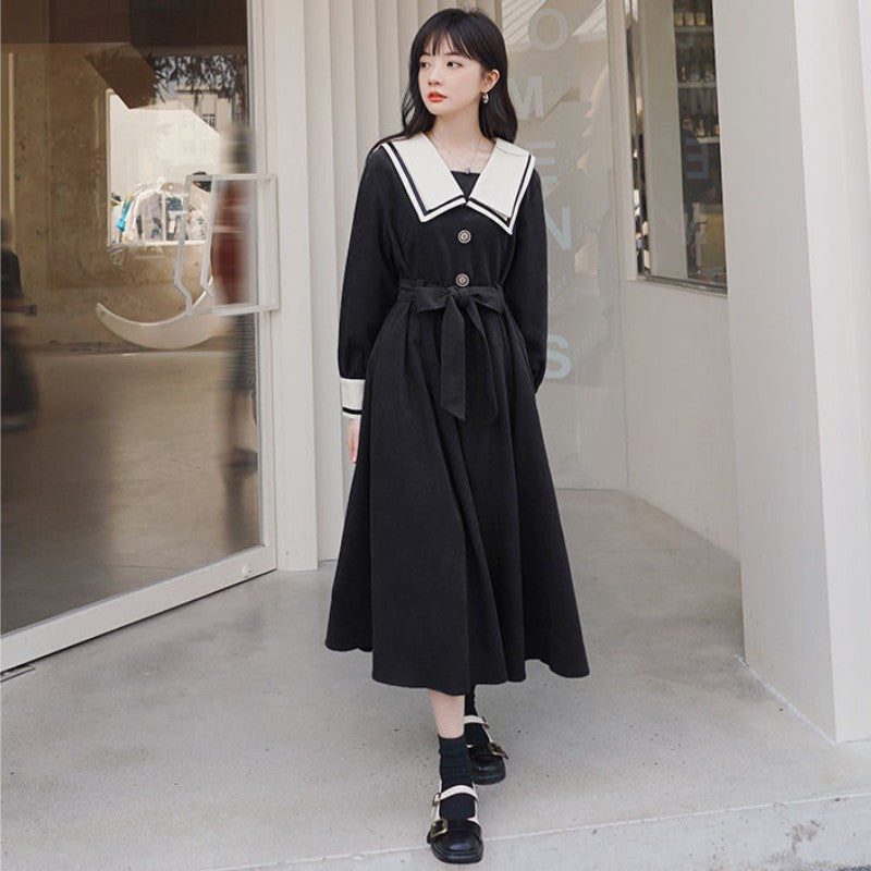 Traditional Japanese Black Dress 'Hangaku'