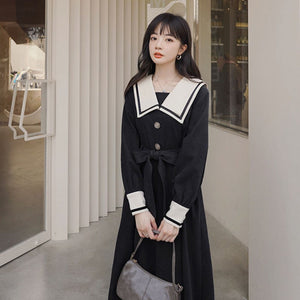 Traditional Japanese Black Dress 'Hangaku'