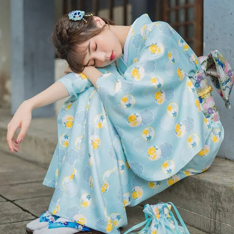 Traditional Japanese Kimono for Women 'Bizan'