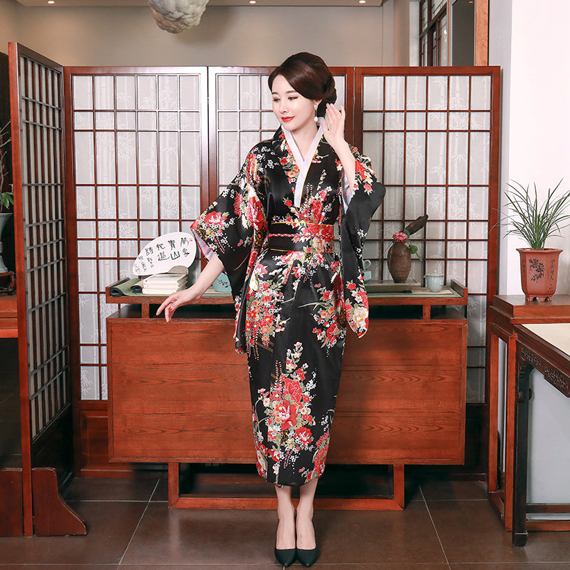 Women's Japanese Silk Kimono 'Shirouma'