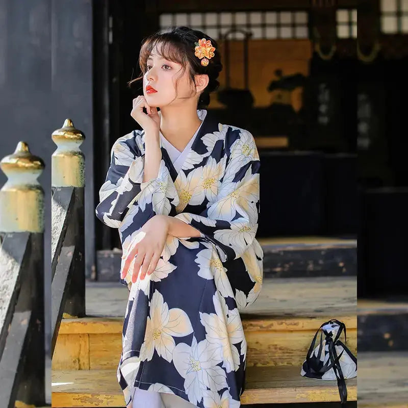 Women's Traditional Japanese Kimono 'Tengu'