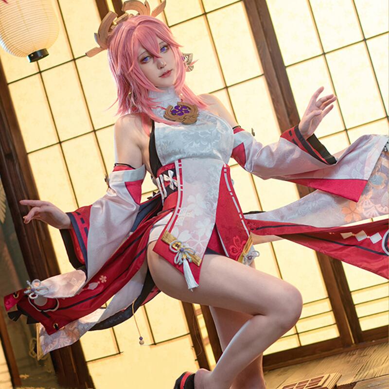 Yae Miko Cosplay Genshin Impact